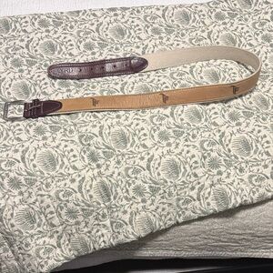 YRI Mens Tan Leather golf belt - size 34 - Trinity Forest logo